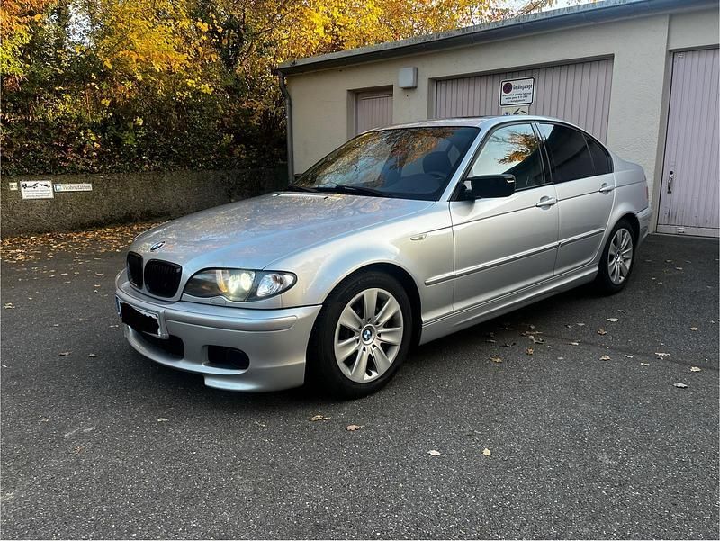 Silber Gebraucht 2003 BMW 325 M Sport Limousine | 5.500 € (Fairer Preis) - Bild 1/4
