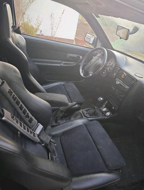 Gebraucht Seat Cordoba 101 PS (74 kW) 1998 Weiß Coupé