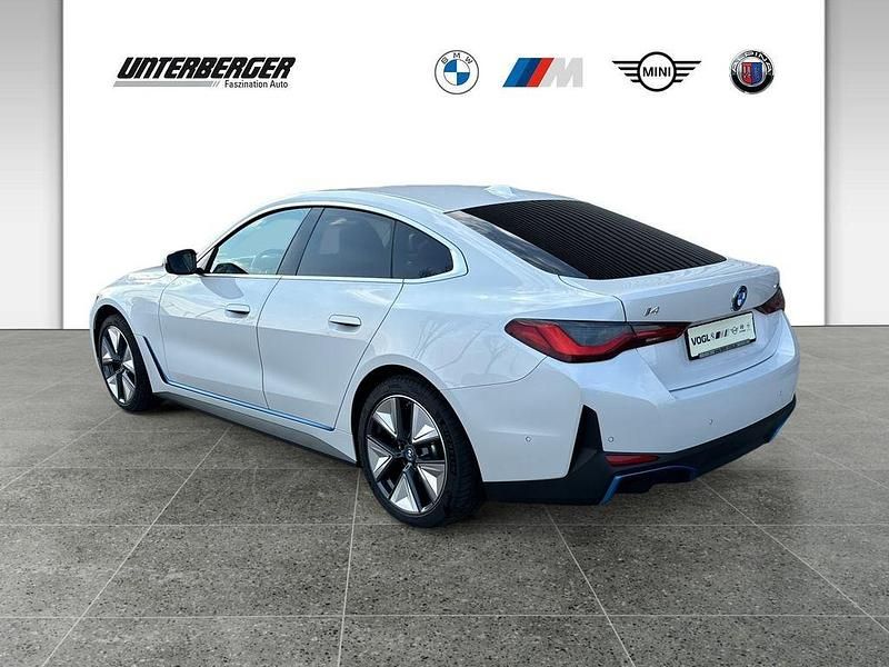 Gebraucht BMW i4 210 kW (286 PS) 2023 Mineralweiß Limousine