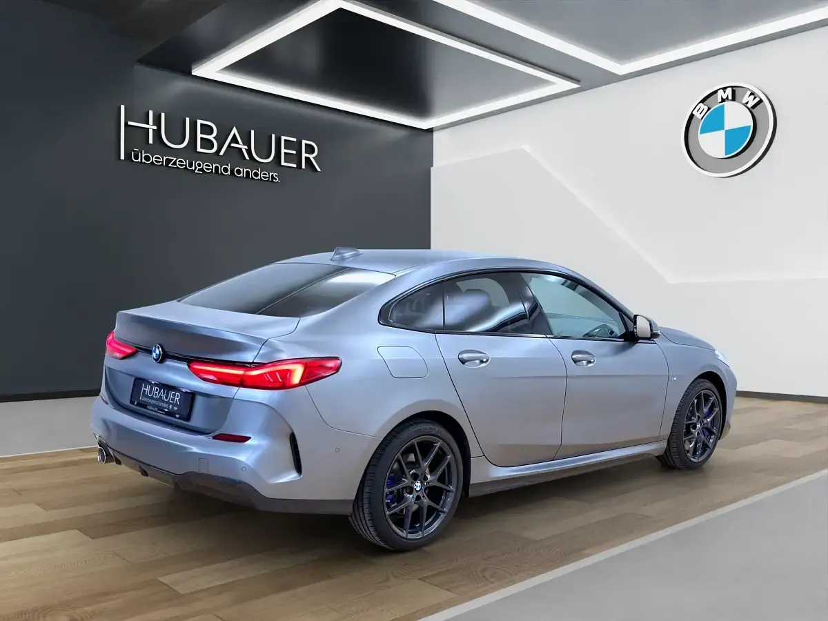 Gebraucht BMW 218 Gran Coupé M Sport 136 PS (100 kW) 2024 Bmw individual frozen pure gre Coupé