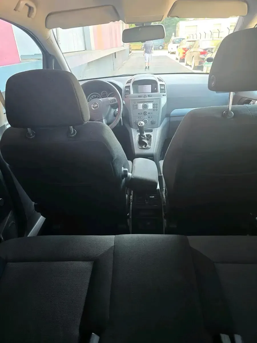 Gebraucht Opel Zafira 115 PS (84 kW) 2006 Silber Van / Kleinbus