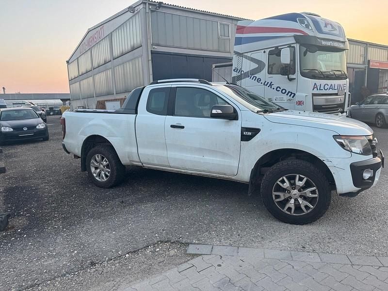 Gebraucht Ford Ranger 200 PS (147 kW) 2013 Weiß Pickup