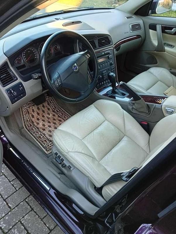 Gebraucht Volvo S60 Summum 170 PS (125 kW) 2005 Violett Limousine