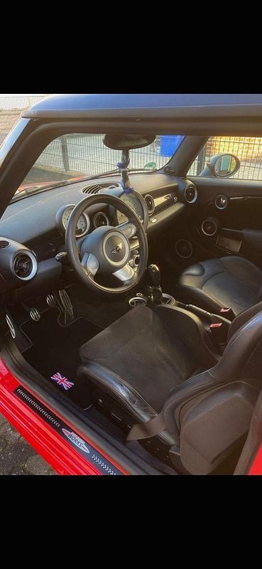 Gebraucht Mini John Cooper Works 211 PS (155 kW) 2010 Rot Kleinwagen