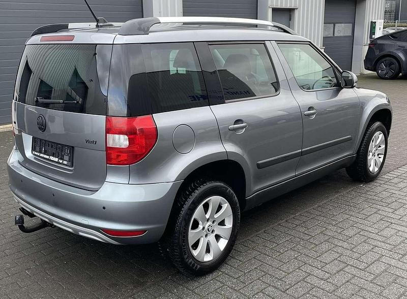 Gebraucht Skoda Yeti 110 PS (80 kW) 2011 Grau SUV