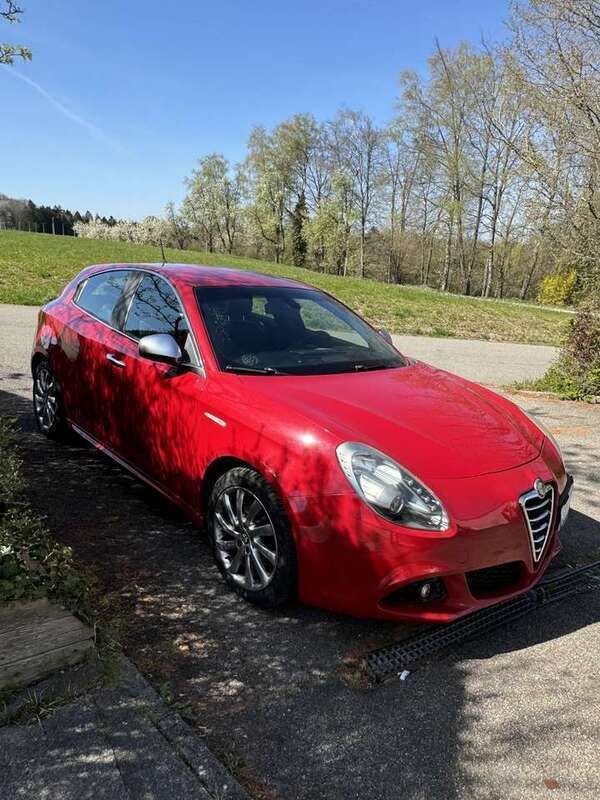 Gebraucht 2012 Alfa Romeo Giulietta Turismo Kleinwagen | 3.950 € (Superpreis) - Bild 1/4