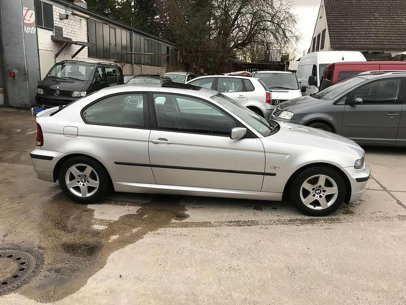 Gebraucht BMW 316 Compact 116 PS (85 kW) 2004 Silber Kleinwagen