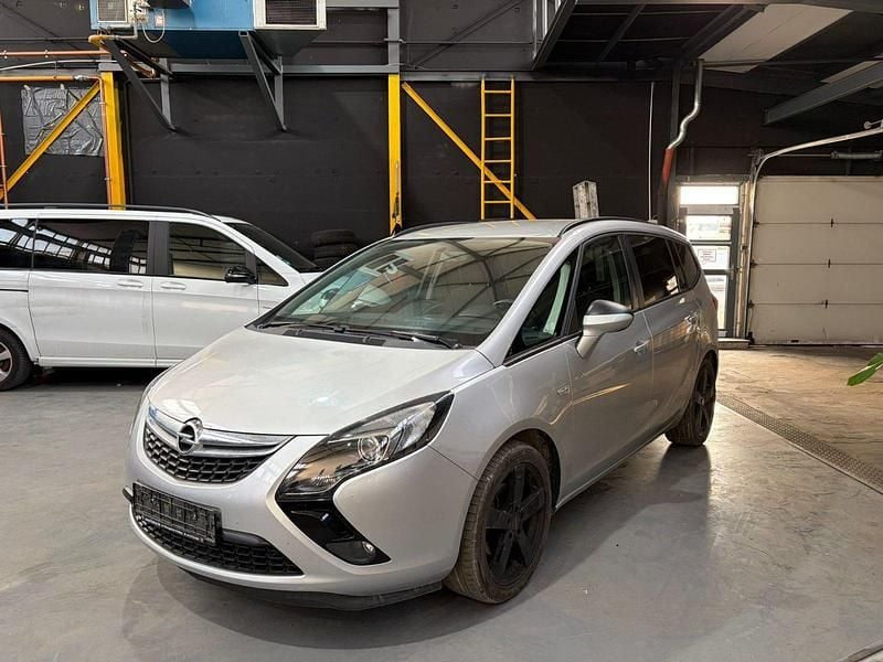 Gebraucht Opel Zafira 140 PS (102 kW) 2014 Grau Van / Kleinbus
