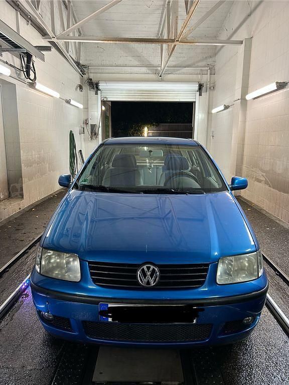 Gebraucht VW Polo Basis 50 PS (36 kW) 2000 Blau Limousine