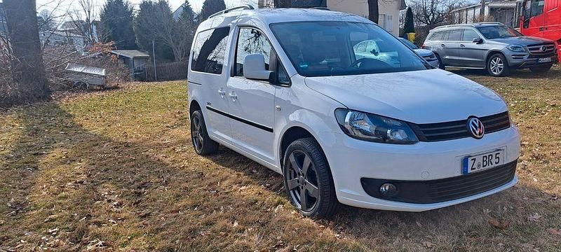 Gebraucht VW Caddy 102 PS (75 kW) 2013 Weiß Van / Kleinbus