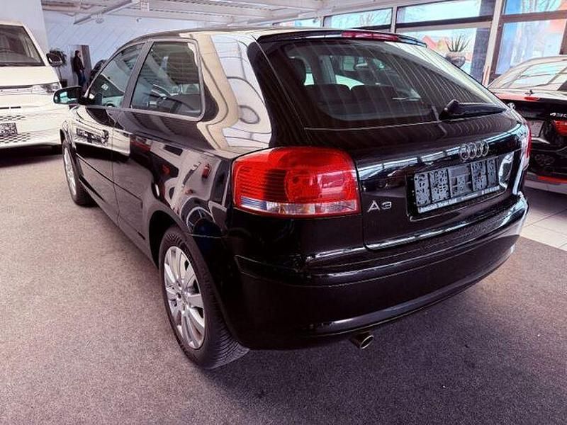 Gebraucht Audi A3 Attraction 102 PS (75 kW) 2008 Schwarz Kleinwagen