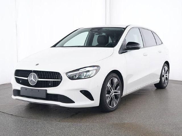 Weiß Gebraucht 2024 Mercedes B200 Progressive Van / Kleinbus | 33.200 € (Fairer Preis) - Bild 1/4
