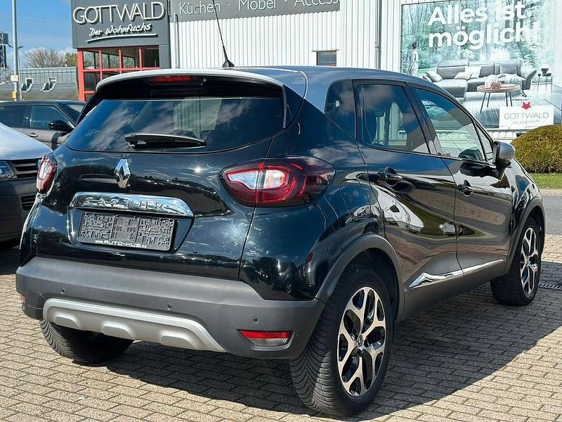 Gebraucht Renault Captur Intens 90 PS (66 kW) 2018 Schwarz SUV