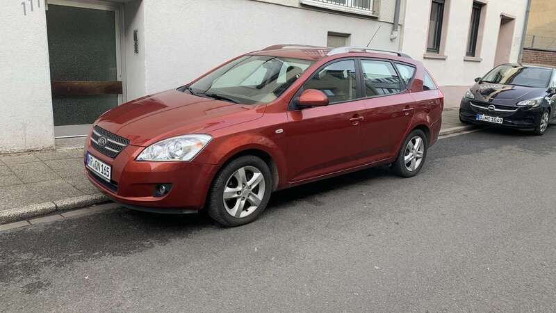 Gebraucht 2008 Kia Ceed Sportswagon EX Kombi | 2.000 € (Etwas zu teuer) - Bild 1/4