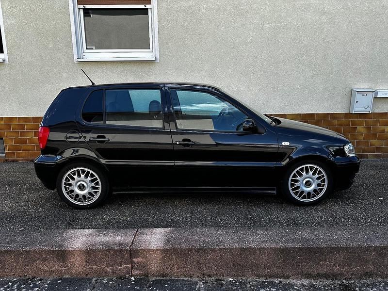 Gebraucht VW Polo 60 PS (44 kW) 2000 Schwarz Kleinwagen