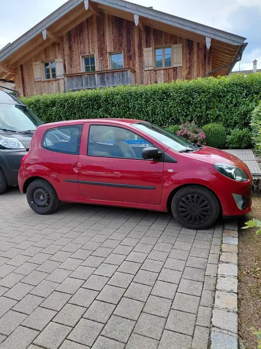 Gebraucht Renault Twingo 75 PS (55 kW) 2011 Rot Kleinwagen