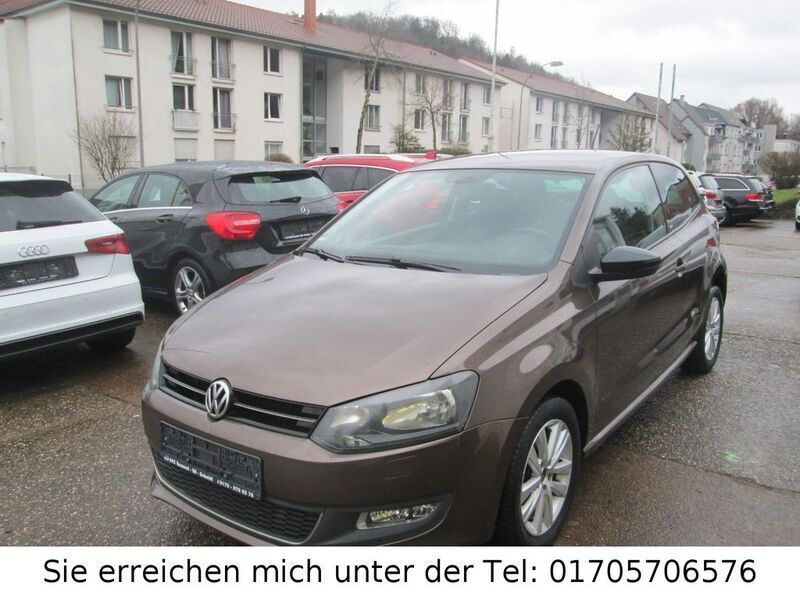 Braun Gebraucht 2011 VW Polo Style Limousine | 2.990 € (Superpreis) - Bild 1/4