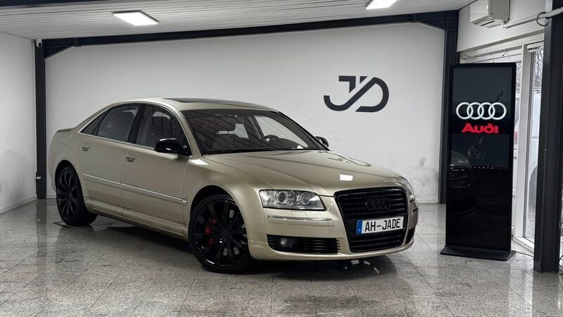 Beige Gebraucht 2004 Audi A8 Sport Limousine | 9.950 € (Fairer Preis) - Bild 1/4