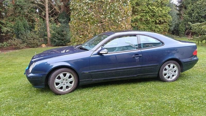 Blau Gebraucht 1999 Mercedes CLK200 Avantgarde Coupé | 8.500 € (Teuer) - Bild 1/4