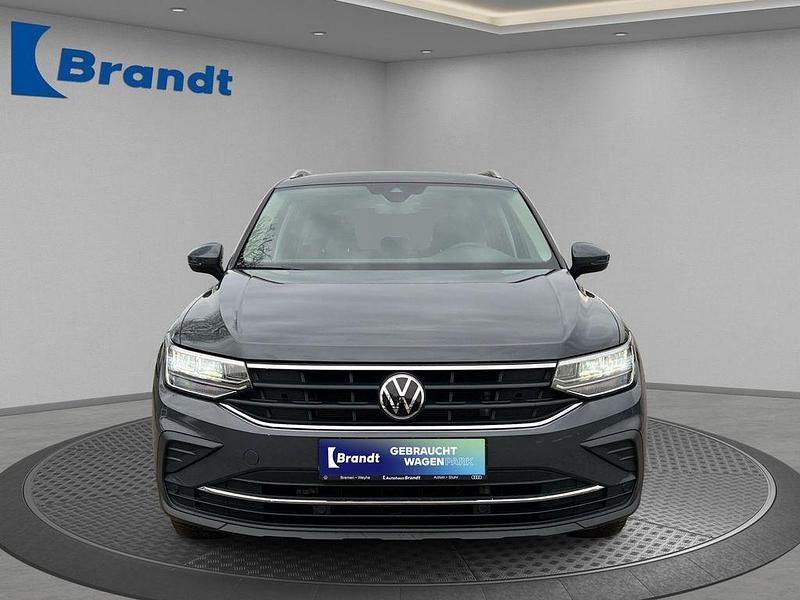 Gebraucht VW Tiguan Active 245 PS (180 kW) 2022 Grau SUV