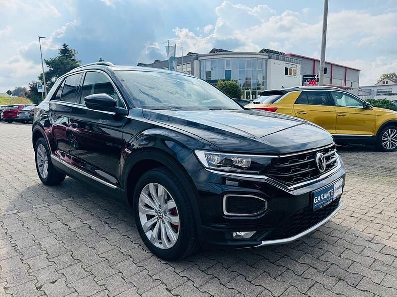 Schwarz Gebraucht 2019 VW T-Roc Sport SUV | 21.970 € (Fairer Preis) - Bild 1/4