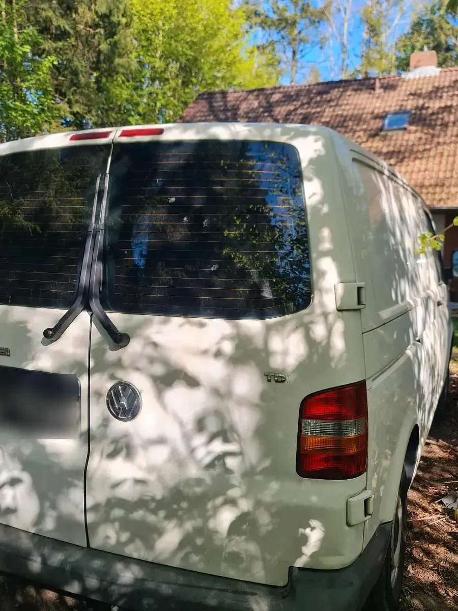 Second-hand VW Transporter 102 CP (75 kW) 2010 Alb Van