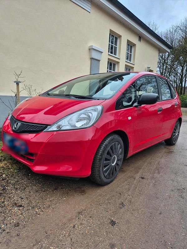 Gebraucht Honda Jazz 90 PS (66 kW) 2014 Rot Kleinwagen