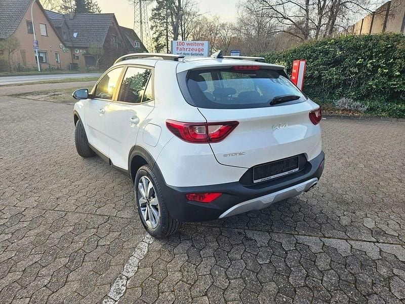 Neu Kia Stonic Vision 101 PS (74 kW) 2025 (ud) clear white s SUV