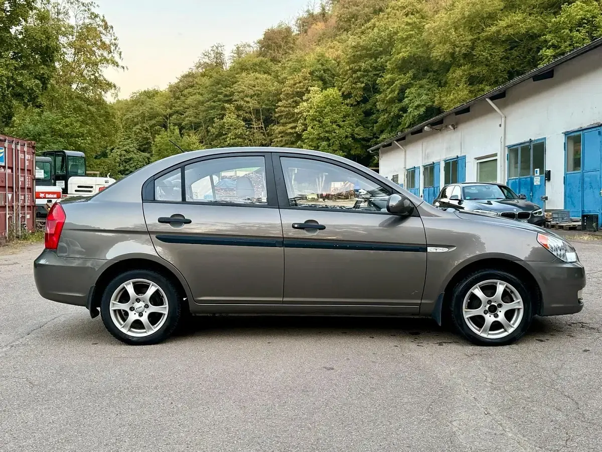 Gebraucht Hyundai Accent 110 PS (80 kW) 2009 Limousine