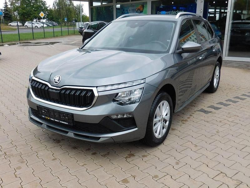 Grau Gebraucht 2024 Skoda Kamiq Selection SUV | 23.485 € (Fairer Preis) - Bild 1/4