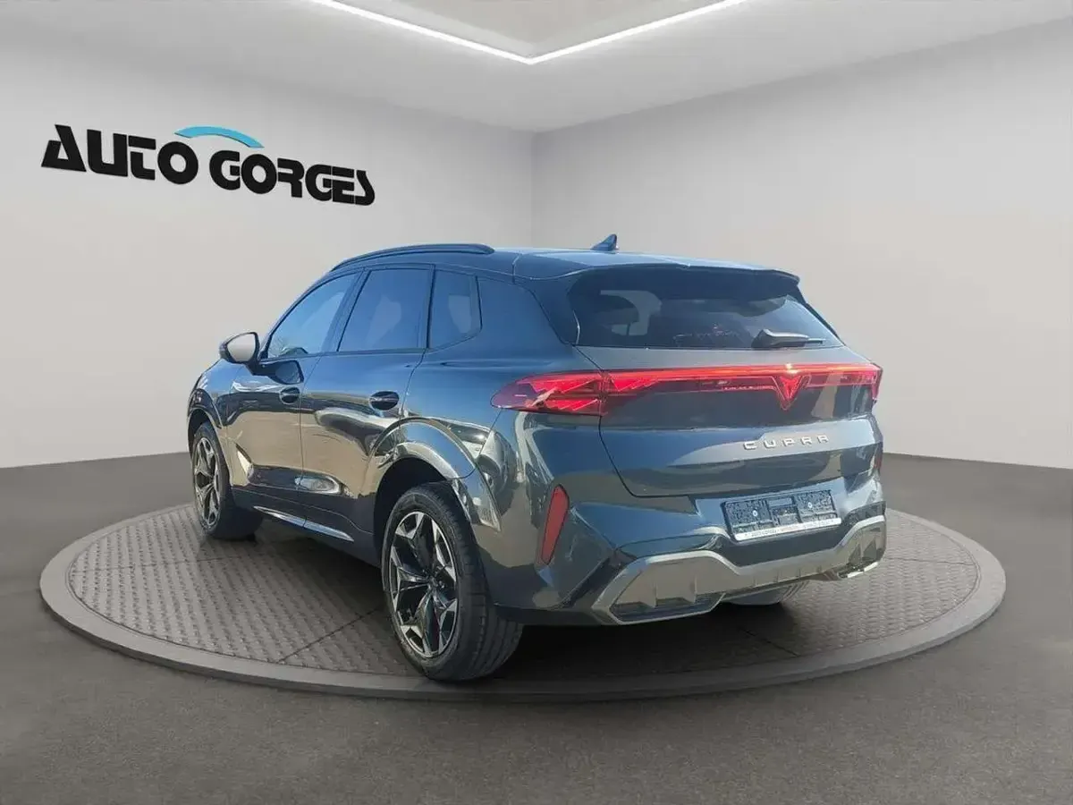Neu Cupra Terramar VZ 265 PS (194 kW) 2026 Timanfayagrau SUV