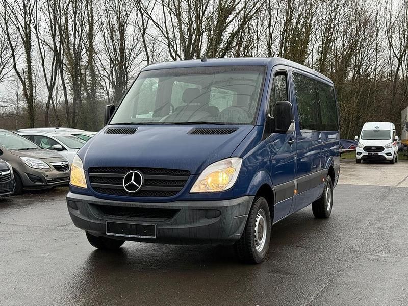 Blau Gebraucht 2009 Mercedes Sprinter Van | 4.900 € (Superpreis) - Bild 1/4