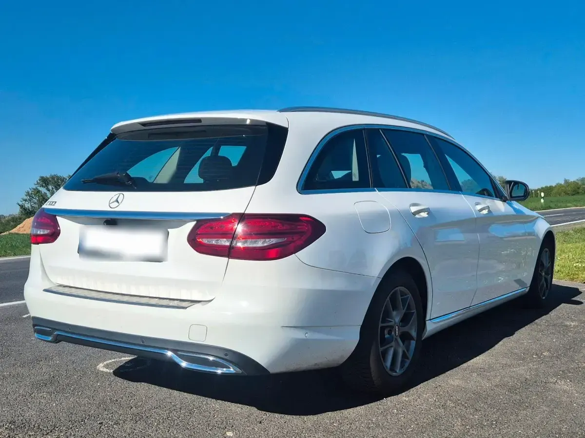 Second-hand Mercedes C220 170 CP (125 kW) 2015 Alb Break