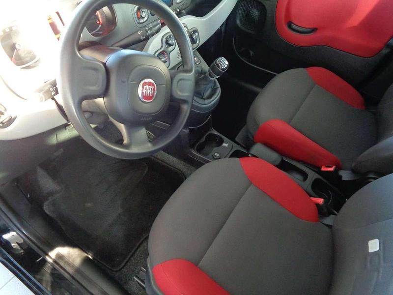 Gebraucht Fiat Panda 69 PS (50 kW) 2014 Colore esterno ( schwarz) Kleinwagen