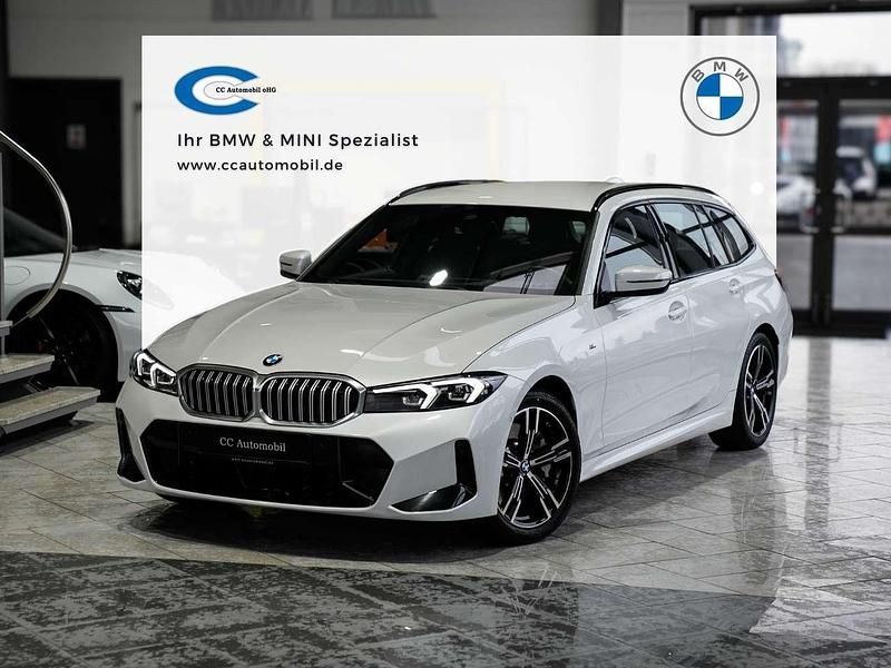 Weiß Gebraucht 2024 BMW 330 M Sport Kombi | 42.889 € (Superpreis) - Bild 1/3