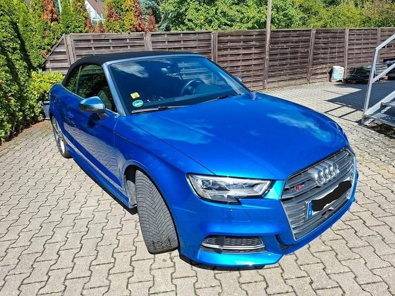 Blau Gebraucht 2019 Audi S3 Cabriolet Ambiente Cabrio | 31.500 € (Guter Preis) - Bild 1/4