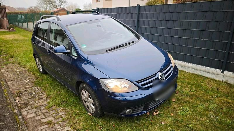 Andere farben Gebraucht 2009 VW Golf Plus Cross Van / Kleinbus | 4.999 € (Fairer Preis) - Bild 1/4