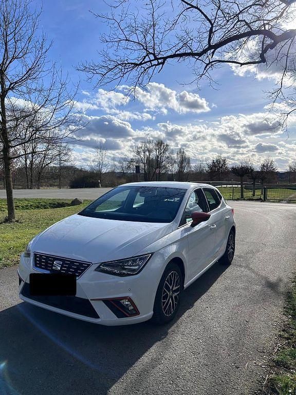 Gebraucht Seat Ibiza Beats 80 PS (58 kW) 2019 Weiß Kleinwagen