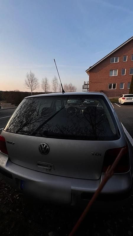 Gebraucht VW Golf IV 90 PS (66 kW) 2001 Grau Kleinwagen