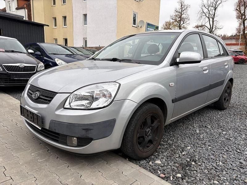 Silber Gebraucht 2007 Kia Rio EX Limousine | 1.499 € (Fairer Preis) - Bild 1/4