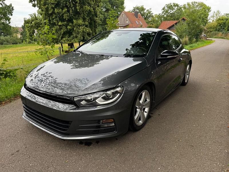Grau Gebraucht 2015 VW Scirocco CLUB Coupé | 13.499 € (Etwas zu teuer) - Bild 1/4