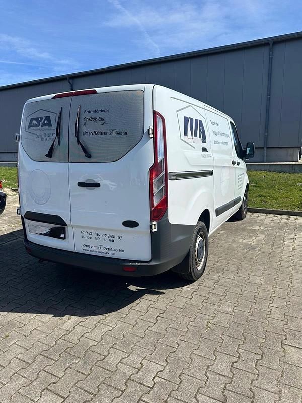 Usado Ford Transit Custom 100 HP (73 kW) 2013 Branco Monovolume
