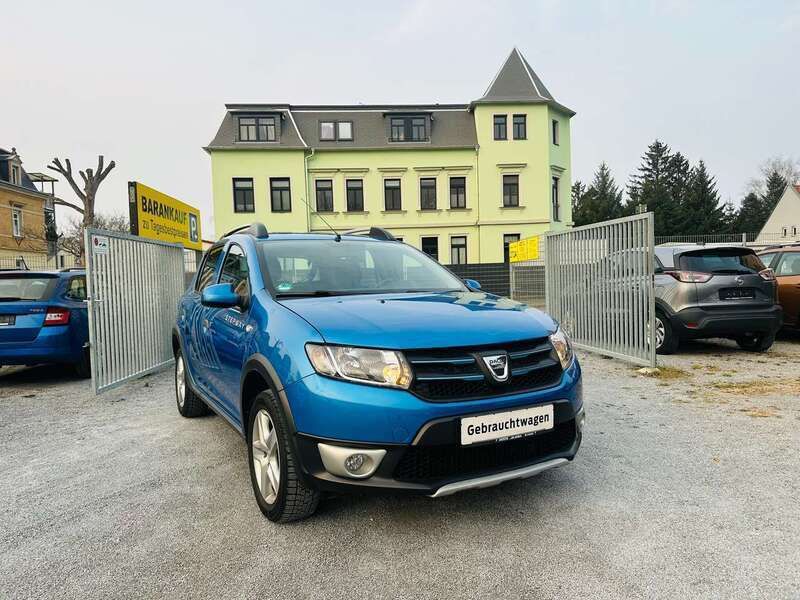 Blau sky Gebraucht 2016 Dacia Sandero Prestige Kleinwagen | 7.999 € (Fairer Preis) - Bild 1/4