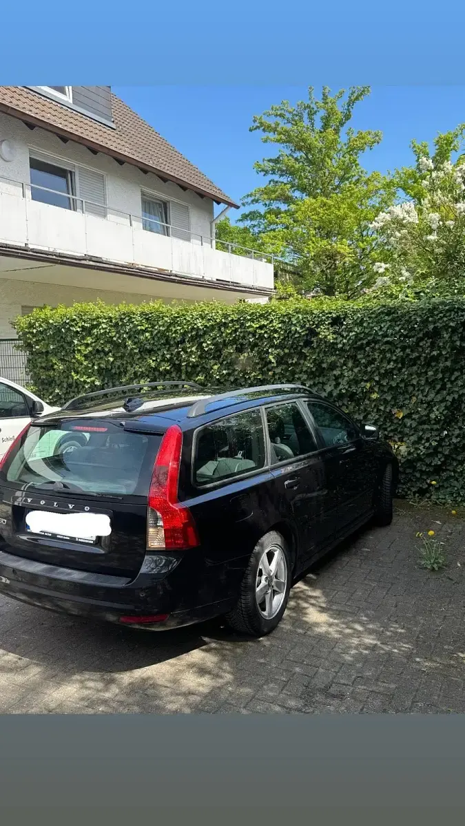 Używany Volvo V50 114 KM (83 kW) 2011 Czarny Kombi