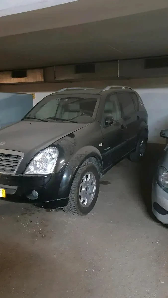 Gebraucht SsangYong Rexton 163 PS (119 kW) 2007 Schwarz SUV