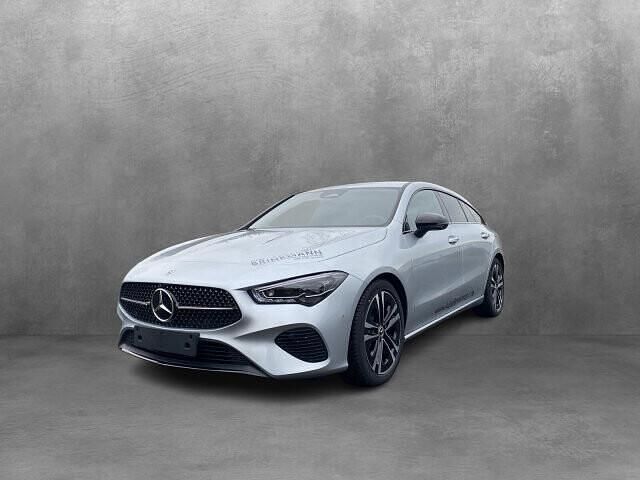 Lack hightechsilber Gebraucht 2025 Mercedes CLA200 Progressive Kombi | 37.950 € (Etwas zu teuer) - Bild 1/4