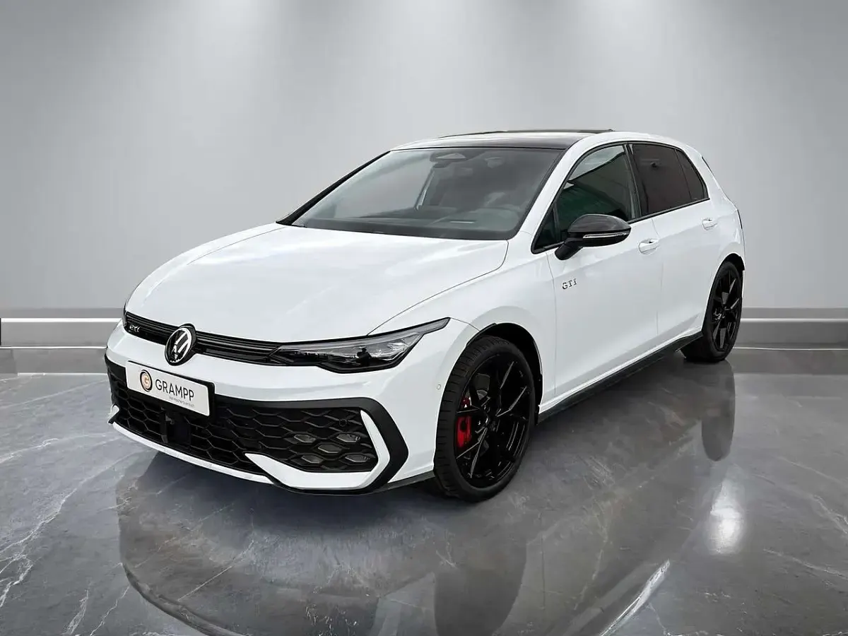 Neu VW Golf VIII GTI 265 PS (194 kW) 2026 Pure white uni Limousine