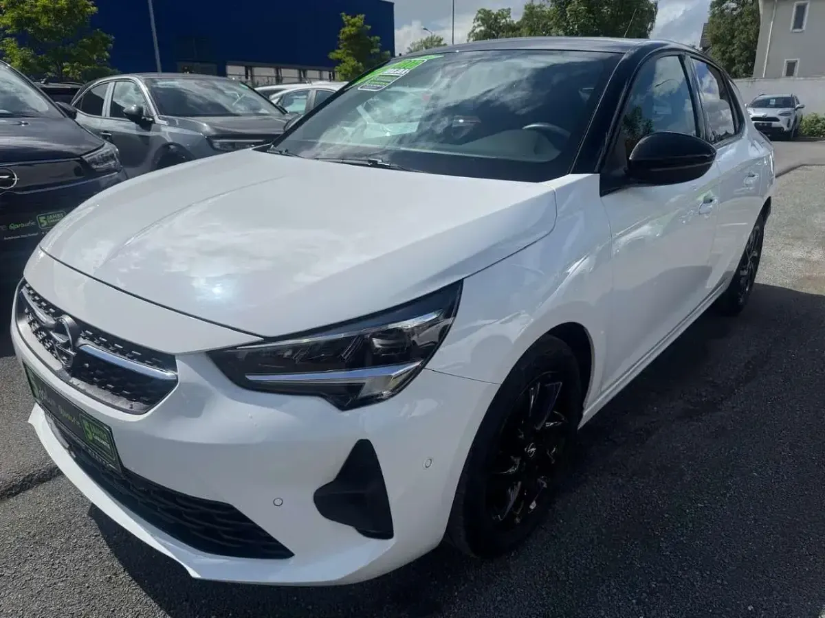 Gebraucht Opel Corsa GS Line 101 PS (74 kW) 2023 Jade weiss/arktis weiss Kleinwagen