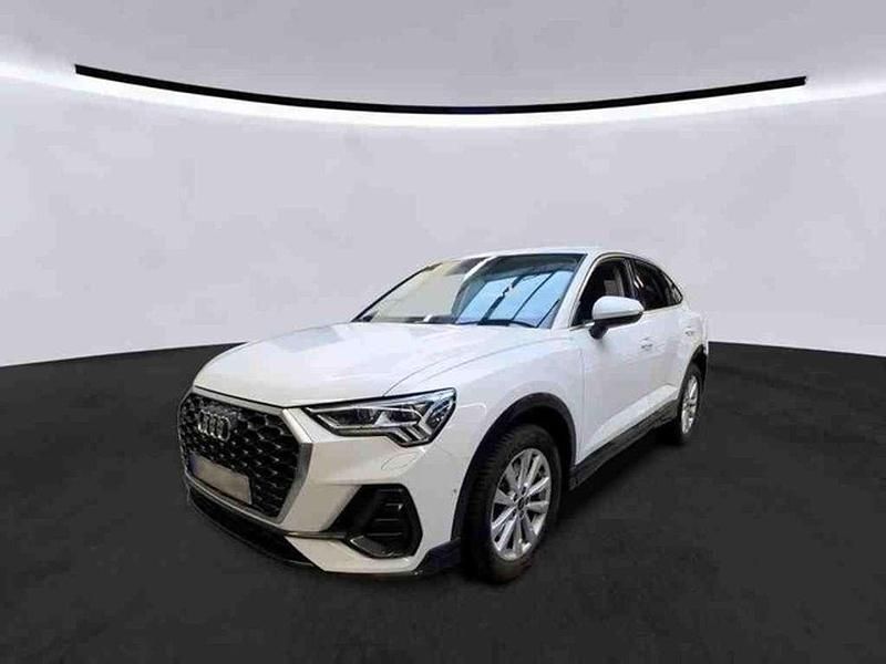 Weiß Gebraucht 2023 Audi Q3 Sportback Sport SUV | 34.990 € (Superpreis) - Bild 1/2