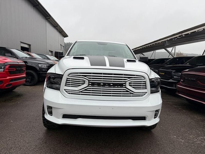 Gebraucht Dodge Ram 401 PS (294 kW) 2022 Weiß Pickup